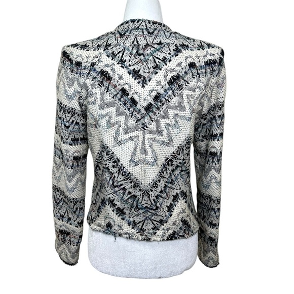 Iro - Women’s ‘Kroe’ Tweed Jacket, Tribal Chevron Print - White Size 36 FR 4 US - Picture 4 of 17